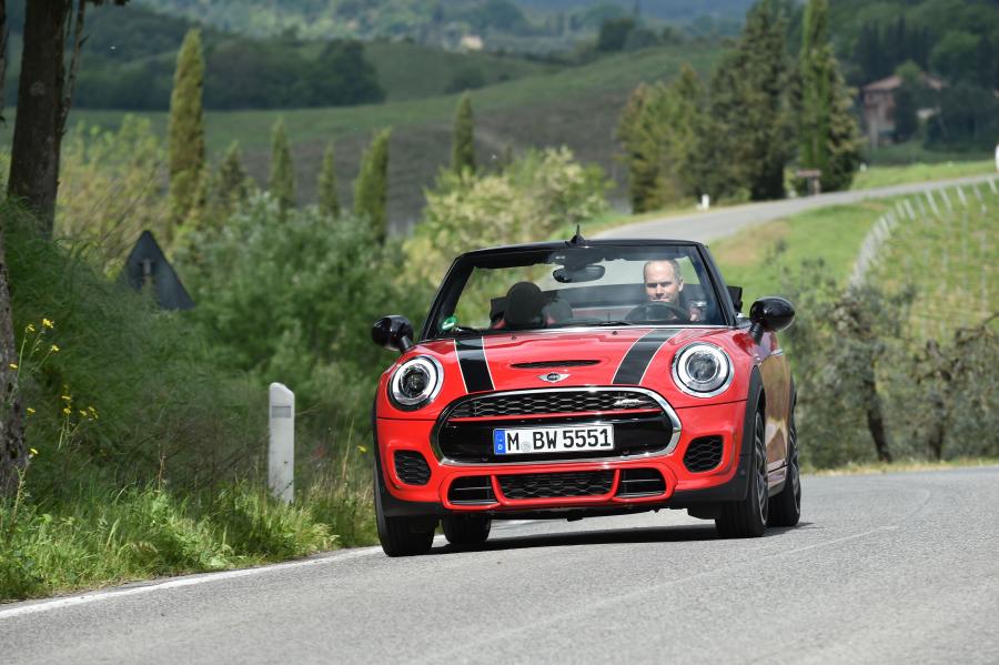  Mini Cooper S JCW Cabrio 2016 года  (фото 77 из 104)